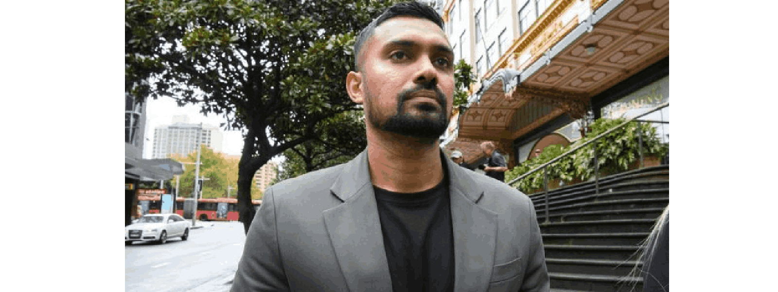ධනුෂ්කගේ සමාජ මාධ්‍ය තහනම ඉවතට..